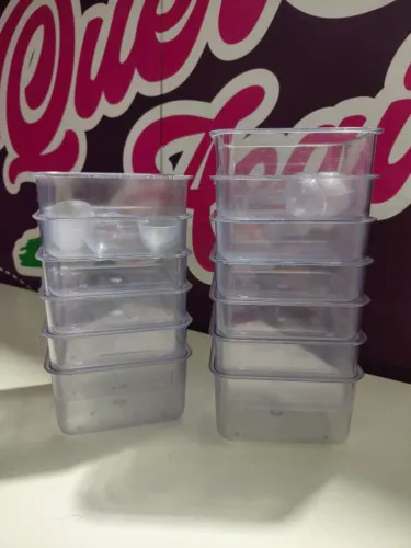 Potes em acrílico para açaí