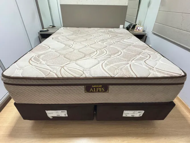 Cama box de casal Quemm top