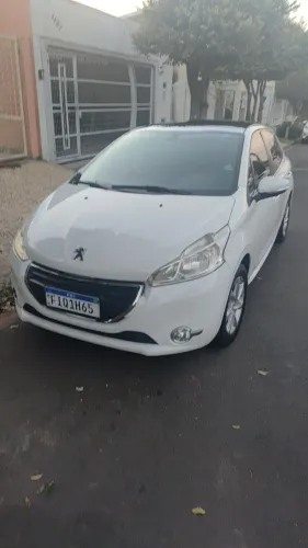 Peugeot 208 Allure 1.5 Flex 8V 5P 2014