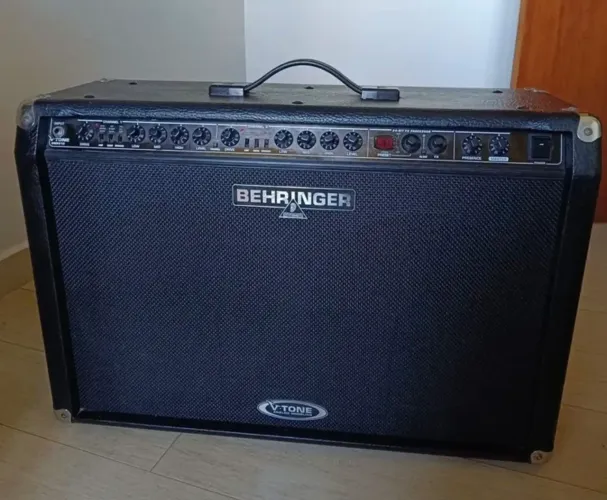 Amplificador Behringer gmx 2x12