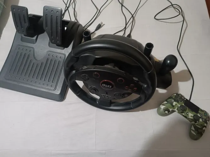 Volante Dazz T6 com controle de ps4.