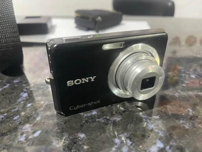 Câmera Sony cybershot 10.1 mpx ( desliga sozinha )