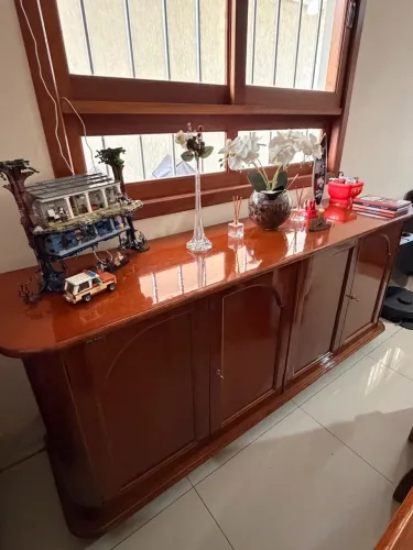 Balcão / Buffet Rudnick em Madeira - 1,84 m