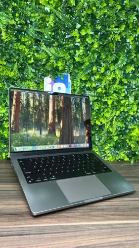 MacBook Pro A2918 Ano: 2023
