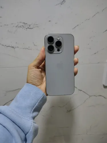  iPhone 15 Pro 256GB Titânio