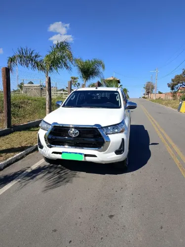 Toyota Hilux CD 4X4 2.8 Diesel Mec. 2024