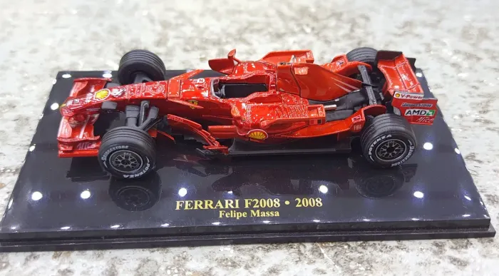 Miniatura 1:43 - Ferrari F2008 Felipe Massa