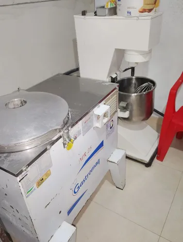Vendo padaria completa