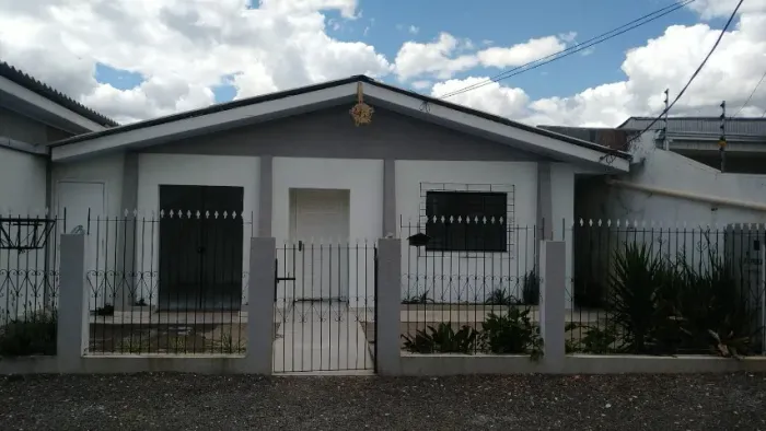 Aluga se casa RESIDENCIAL OU COMERCIAL BAIRRO DOS ESTADOS, 03 QUARTOS