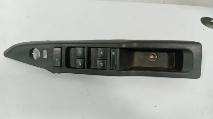 Comando Vidro Elétrico Dianteiro L/E - S10 2018