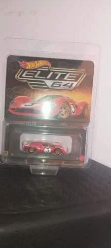 Hot Wheels Elite 64 - 1967 Ferrari 330 P4 (Lacrada + Protetor