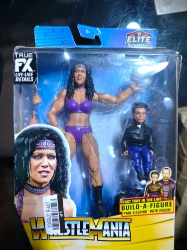 Boneco - WWE Wrestlemania - Elite Collection | Chyna com peças BAF
