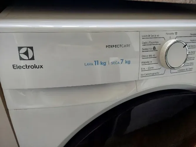 Máquina de Lavar Electrolux Perfect Care 11k