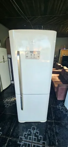Geladeira Electrolux frost free INVERSE DB53 454 litros