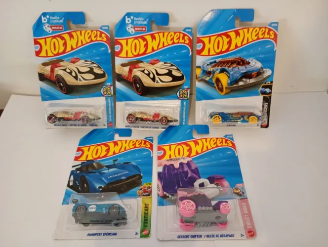 Hot Wheels - Lote 05 Miniaturas