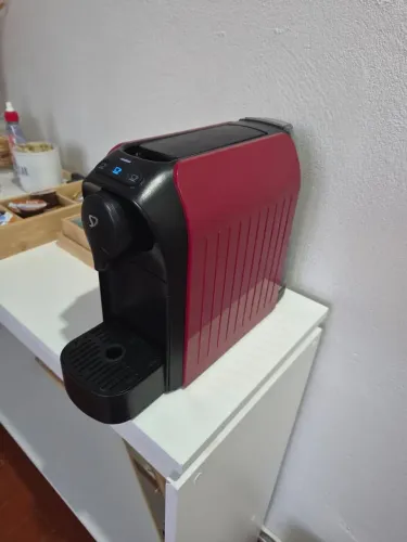 Cafeteira TRES 3 Corações Passione Vermelha - 110v (Excelente Estado)