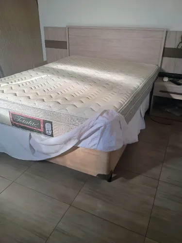 cama box.. completa com saia e cabeceira