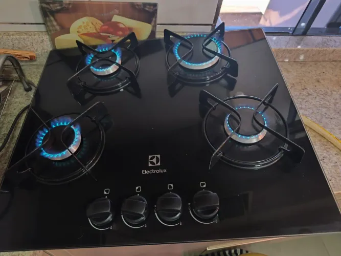 Cooktop 4 bocas Electrolux seminovo funcionando tudo perfeitamente