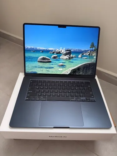 MacBook Air M4 15" Midnight