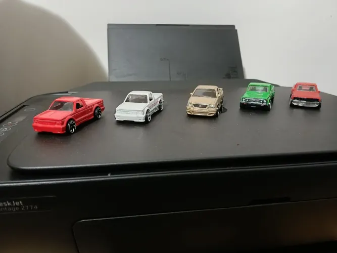 Pack Hotwheels 5 pick ups