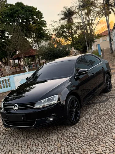 Volkswagen Jetta Highline 2.0 TSI 16V 4P Tiptronic 2013