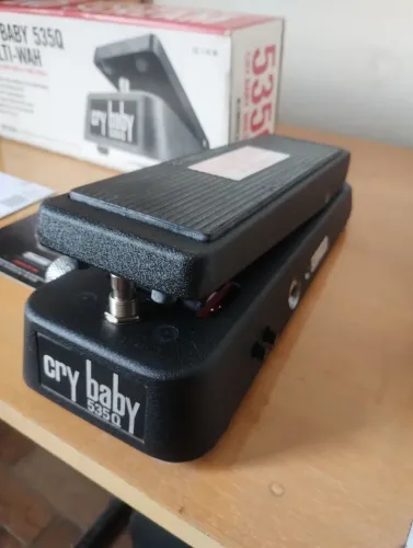 Pedal Aua CRY BABY 535Q. U.S.A