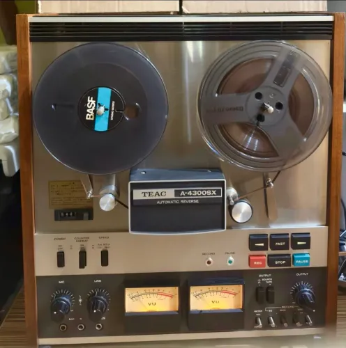 Gravador de rolo TEAC A-4300SX Ñ Studer Technics Ampex MCI Otari Sony Tascam Fostex