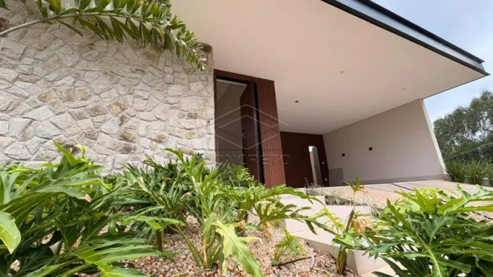 Casa de alto padrão à venda no Condomínio Villa de Leon 2