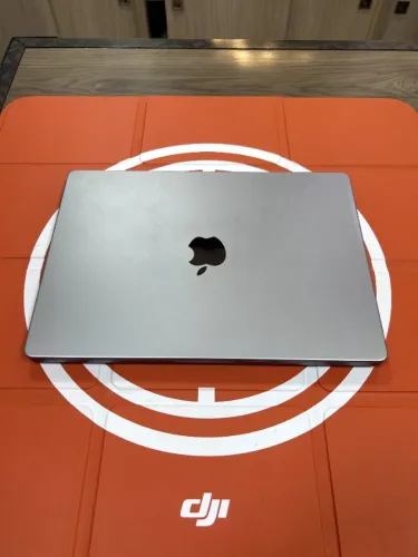 MacBook Pro M1 Pro 14" - 16GB 512GB - Space Gray
