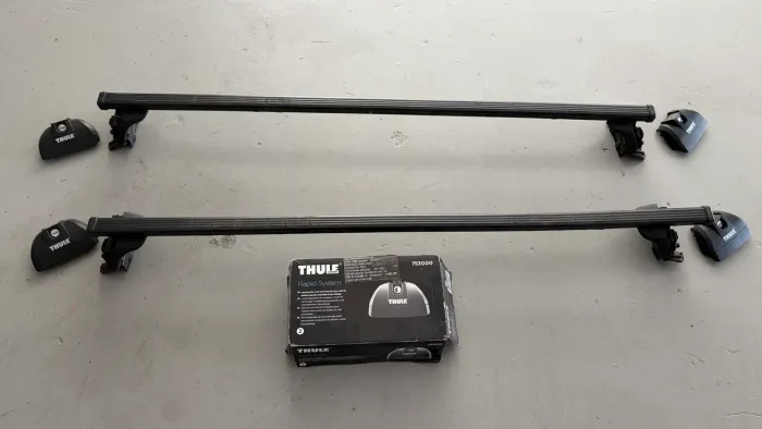 Rack de Teto Thule Squarebar EVO (barras 118cm) com Kit para Honda HR-V 2018-2021