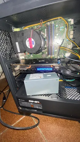 GTX 970 Gigabyte Windforce 4GB 3 Fans funcionando