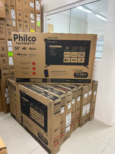 Smart TV 50 polegadas Philco QLED UHD Roku Bivolt nova 