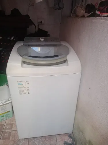 Máquina de lavar roupa 