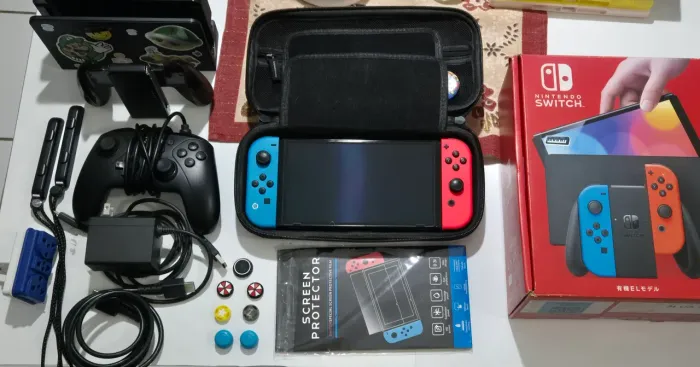 NINTENDO SWITCH OLED