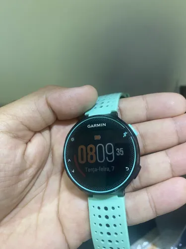 Garmin Forerunner 235 - Excelente Estado | GPS Integrado | Monitor Cardíaco
