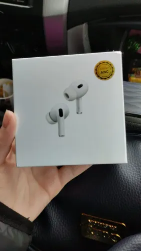 Vendo fone de iPhone,2 geração original,ganhei em uma rifa motivo da venda já tenho fone