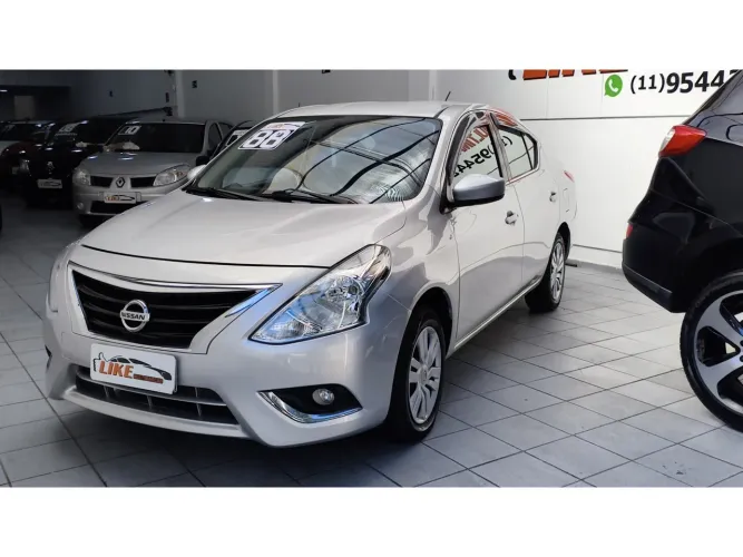 Nissan Versa SL 1.6 16V Flexstart 4P Mec. 2016
