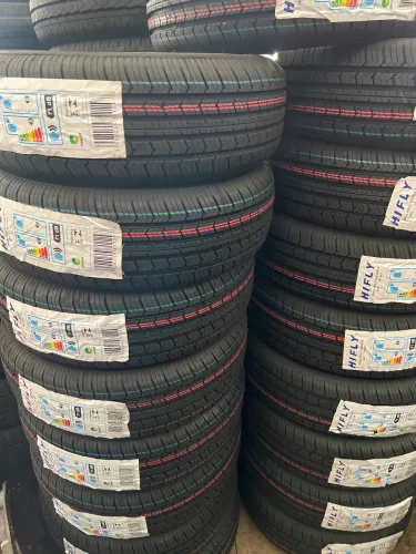 Pneu novo aro 14