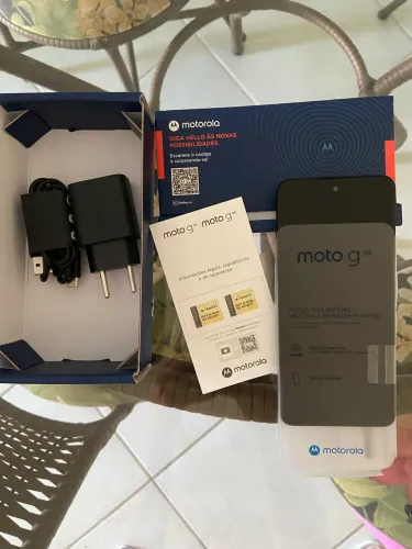 Aparelho celular Motorola Moto G05 novo, na caixa e com NF.