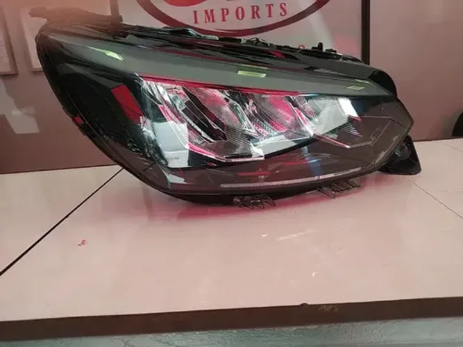 Farol Direito Peugeot 208 Full Led 2024 2025 2026 Direito/passageiro