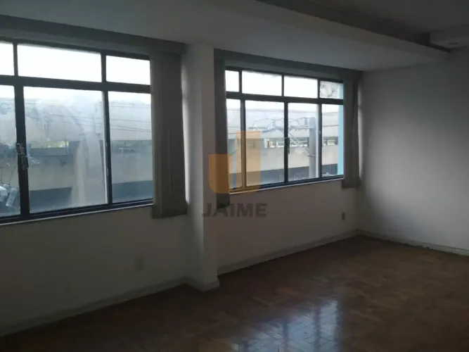 CONJUNTO COMERCIAL 4 SALAS