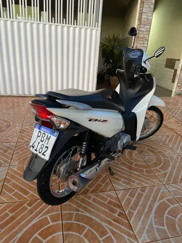 Vendo Honda biz 2018 