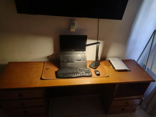 Escrivaninha Grande / Mesa de Escritório Ampla - 1,98m com Gavetas