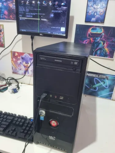 Computador Intel (somente a CPU)