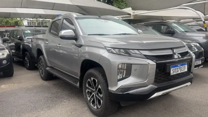 Mitsubishi L200 Triton Sport HPE-S 2.4 CD Dies. AUT 2024