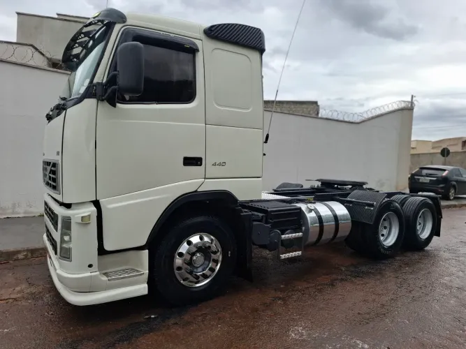 VOLVO FH 440