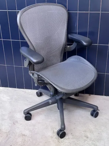 Cadeira New Aeron Grafite Completa - Herman Miller - tam B
