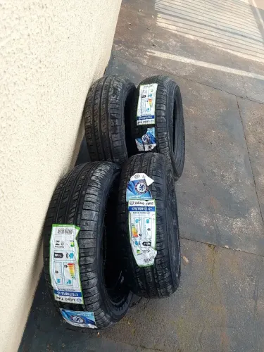 Pneu importado 175/70 R13