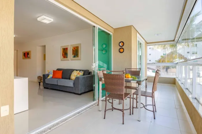 Vendo apartamento mobiliado no bairro de Bombas, Bombinhas SC