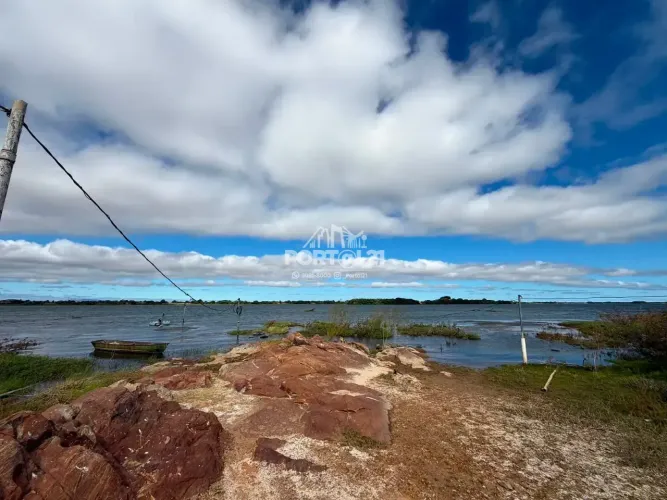 Chácara à venda na Caatinguinha com 1.100 m², área irrigada, produção de mangas e acesso a